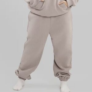 NWT Comfrt Travel Essentials Sweatpants